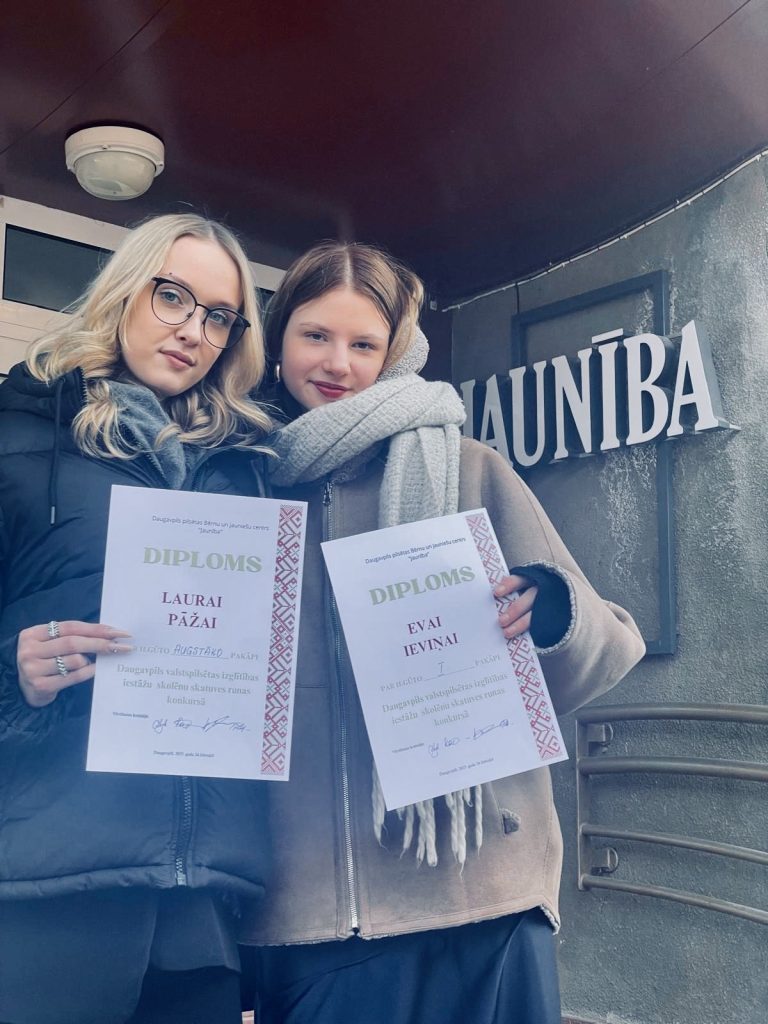 Laura Pāža un Eva Ieviņa