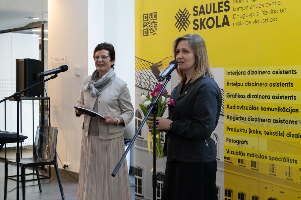 Izstādes atklāšana 2025.gada 19.februārī
I. Kokina un Z. Melāne
(publicitātes foto)